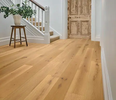 Brushed & Oiled Oak